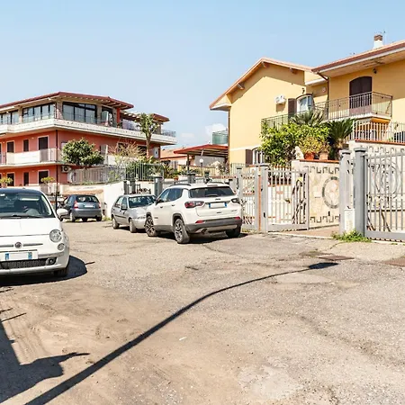 Guesthost - Eden Oasis