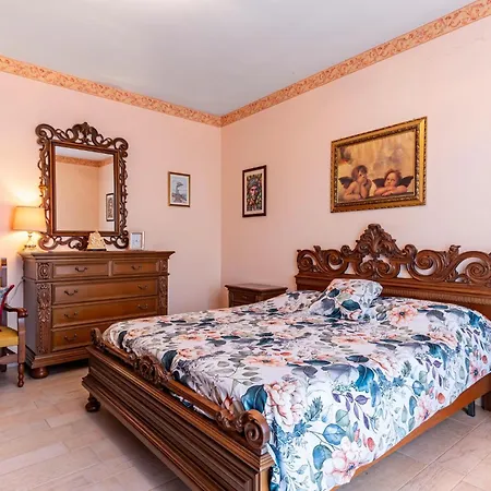 Guesthost - Eden Oasis *