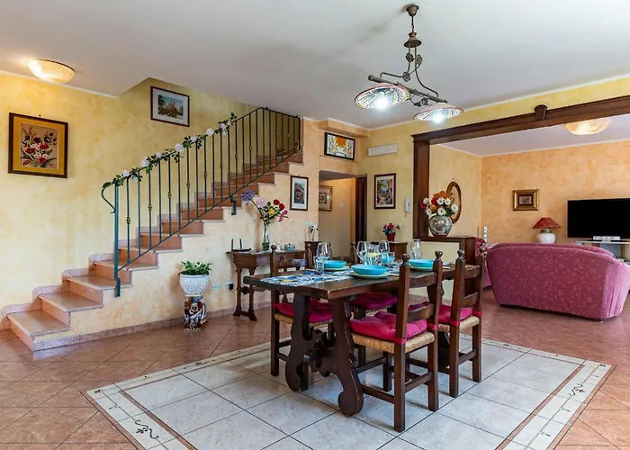 Guesthost - Eden Oasis Apartment